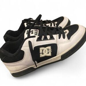 DC Shoes Kalis Black and White Sneakers